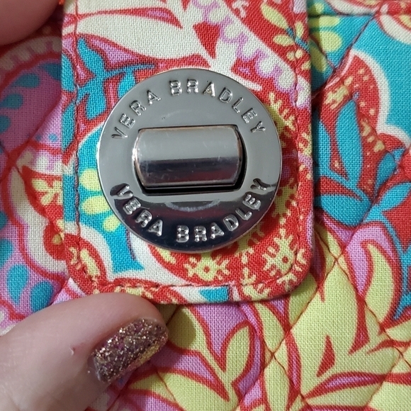 Vera Bradley Turnlock Wallet Retired Paisley in Paradise Print 7.75” x 4.75” - Picture 2 of 8